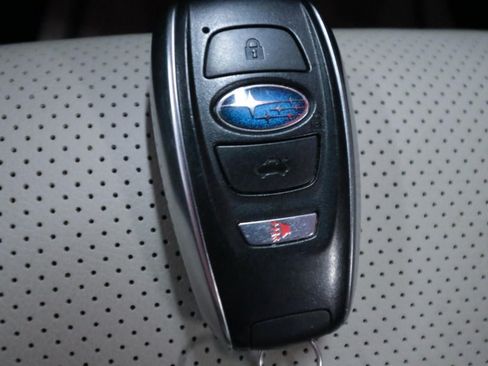 Used 2022 Subaru Outback Limited AWD/4WD image 24