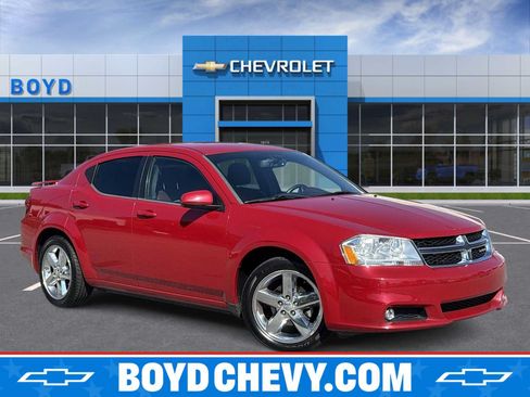 Used 2012 Dodge Avenger SXT Plus FWD image 1