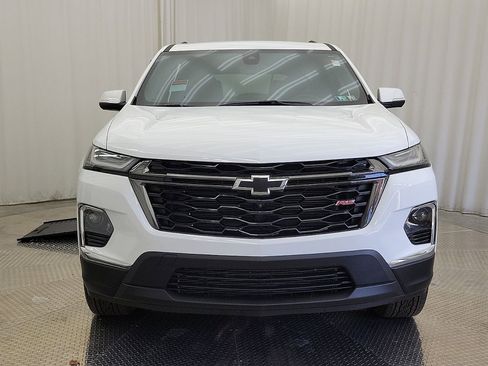 Used 2023 Chevrolet Traverse RS image 29