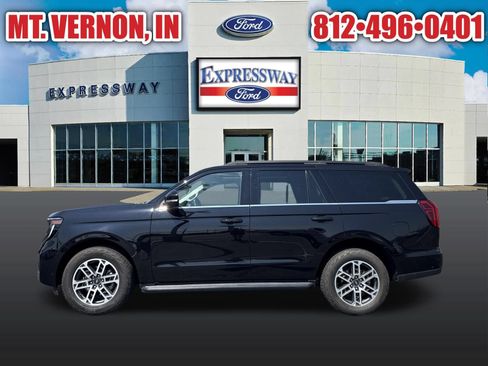 Used 2025 Ford Expedition Active AWD/4WD image 15