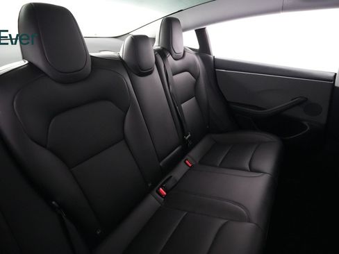 Used 2025 Tesla Model 3 Long Range RWD image 5