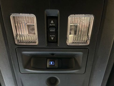 Used 2017 RAM 1500 Limited image 23