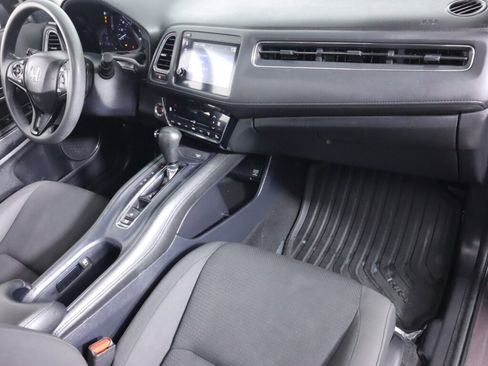 Used 2019 Honda HR-V EX image 36