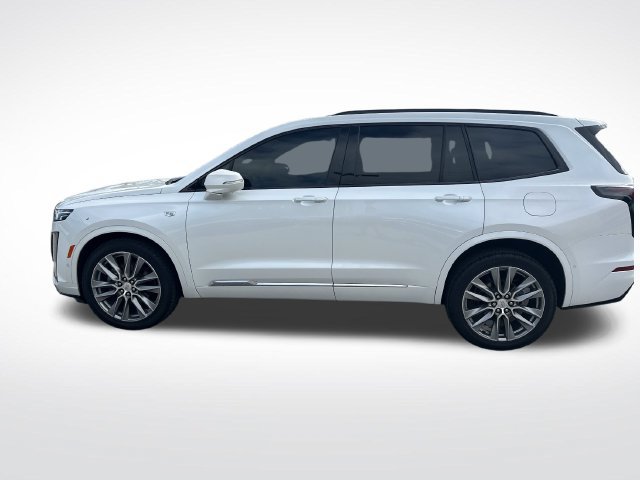 Used 2020 Cadillac XT6 Sport w/ Platinum Package AWD/4WD image 2