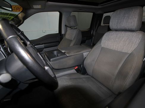 Used 2022 Ford F150 XLT w/ Equipment Group 302A High image 4