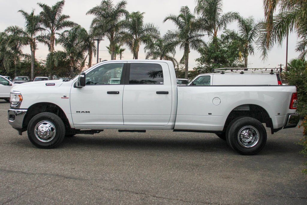 Used 2023 RAM 3500 Big Horn w/ Level 1 Equipment Group AWD/4WD image 5
