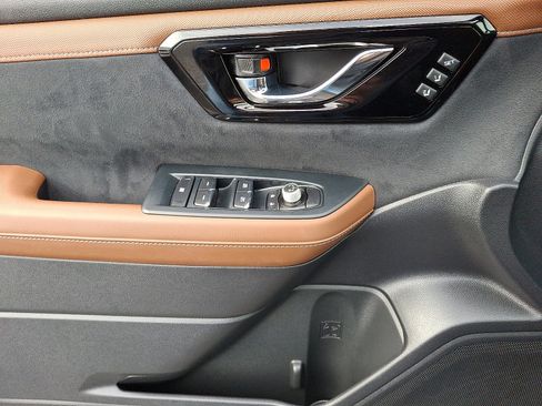 Certified 2025 Subaru Forester Touring image 13