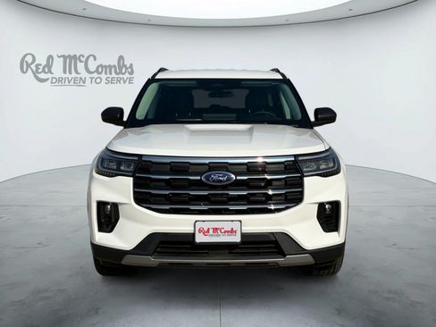 Certified 2025 Ford Explorer Active w/ Active Comfort Package RWD image 2