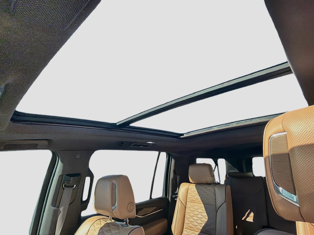 Used 2022 Cadillac Escalade ESV Premium Luxury RWD image 22