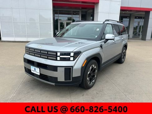 Used 2026 Hyundai Santa Fe SEL image 3