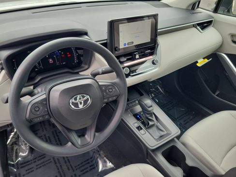 New 2026 Toyota Corolla Cross L image 13