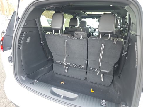 New 2026 Chrysler Pacifica Select w/ S Appearance Package image 36