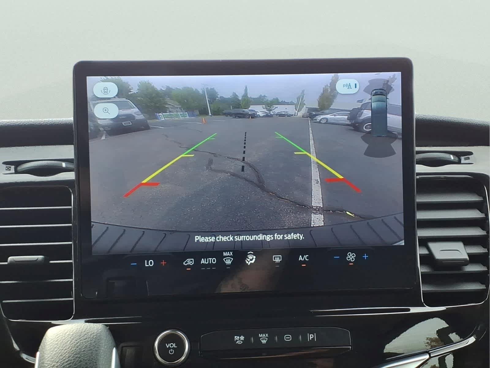 Used 2025 Ford Transit 350 XLT RWD image 25