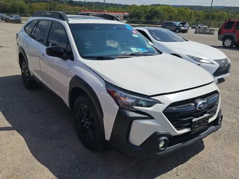 Used 2023 Subaru Outback Onyx Edition AWD/4WD image 5