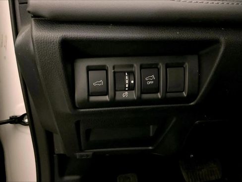 Used 2023 Subaru Outback Touring XT image 33