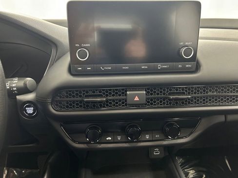 Certified 2025 Honda HR-V LX image 19