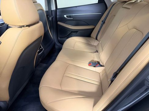 Used 2025 Hyundai Sonata Limited image 29