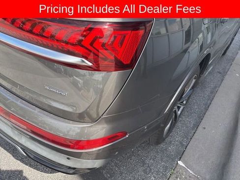 Used 2021 Audi Q7 3.0T Premium Plus w/ Premium Plus Package AWD/4WD image 12