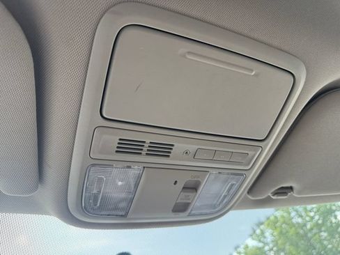 Used 2014 Honda Odyssey EX image 14
