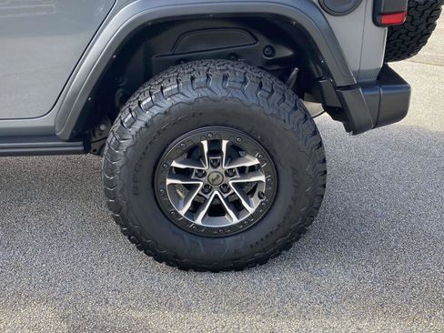 Certified 2022 Jeep Wrangler Unlimited Rubicon 4xe image 23