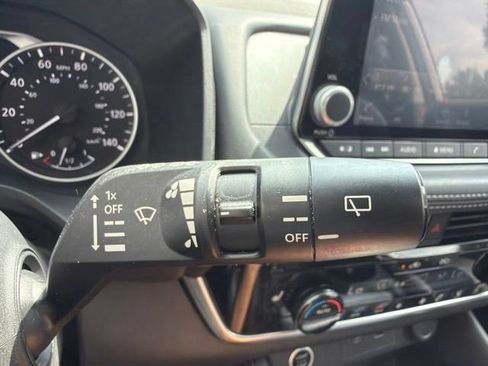 Used 2021 Nissan Rogue SL FWD image 24
