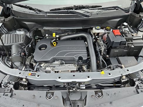 Used 2025 Chevrolet Equinox LT image 31