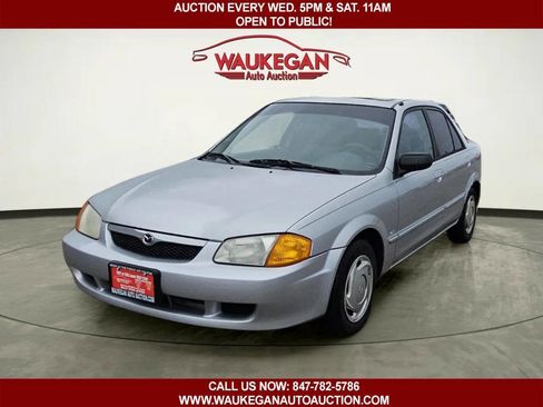 Used 2000 MAZDA Protege LX image 1