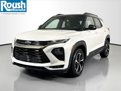 Used 2021 Chevrolet TrailBlazer RS w/ Convenience Package AWD/4WD image 1