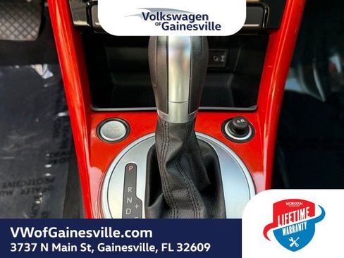 Used 2018 Volkswagen Beetle 2.0T S w/ Style & Comfort Package image 20