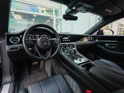 Used 2020 Bentley Continental GT V8 image 62