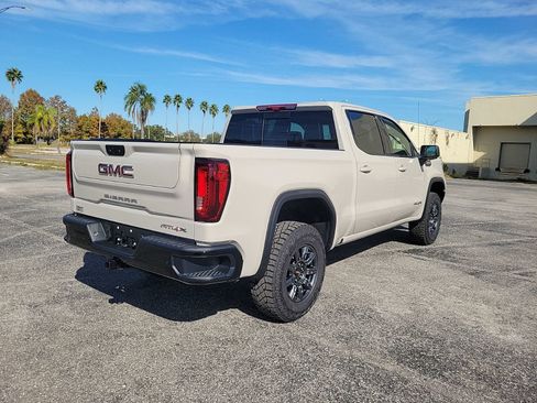 New 2026 GMC Sierra 1500 AT4X image 10