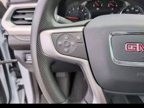 Certified 2023 GMC Acadia SLE w/ Driver Convenience Package AWD/4WD image 21