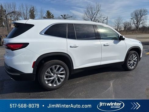 Used 2025 Buick Enclave Preferred image 13