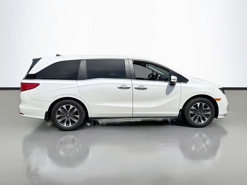 Used 2024 Honda Odyssey EX-L image 4