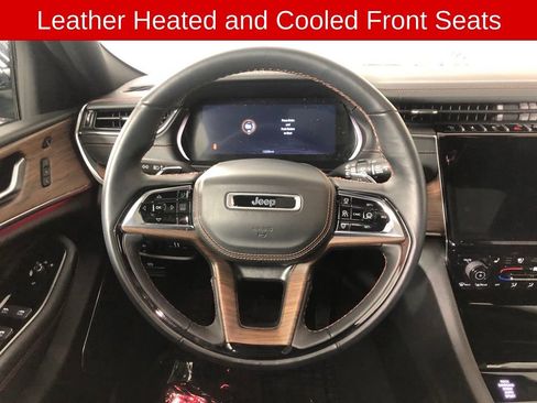 Used 2023 Jeep Grand Cherokee Summit w/ Luxury Tech Group V AWD/4WD image 7