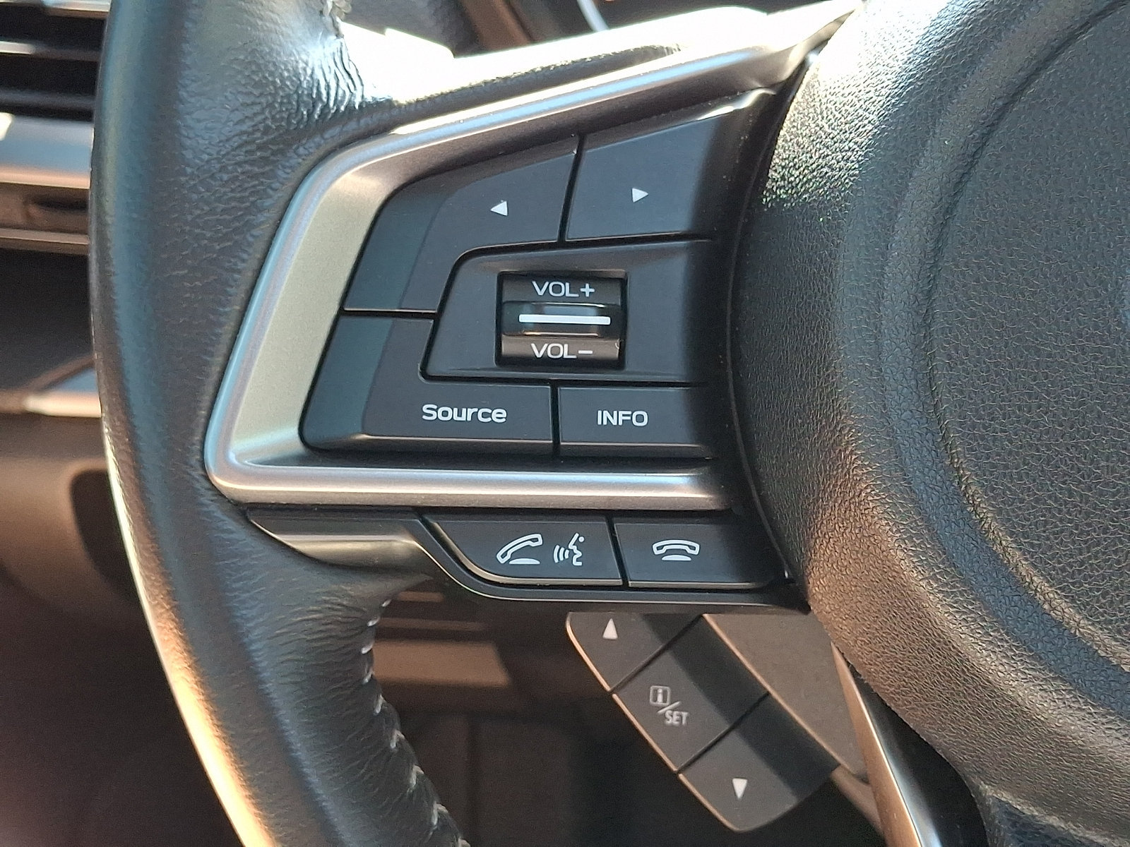 Used 2021 Subaru Forester Premium AWD/4WD image 23