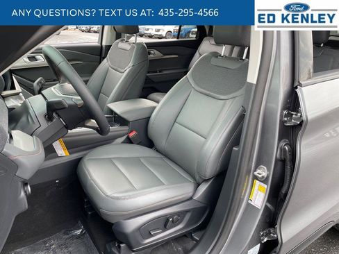 New 2026 Ford Explorer Active w/ Active Comfort Package image 3