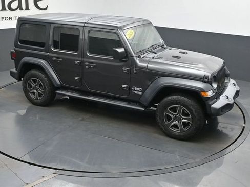 Used 2018 Jeep Wrangler Unlimited Sport S AWD/4WD image 47