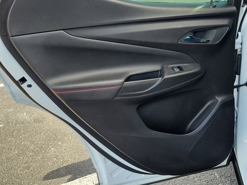 Used 2023 Chevrolet Bolt EUV LT w/ Convenience Package image 13