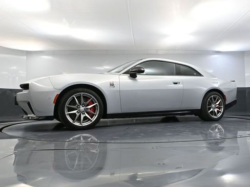 Used 2024 Dodge Charger R/T Scat Pack w/ Plus Group image 52