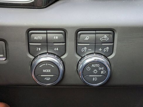 Used 2023 GMC Sierra 1500 Denali Ultimate image 12