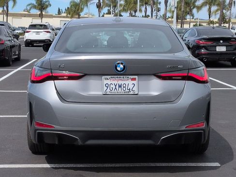 Used 2023 BMW i4 eDrive40 w/ Premium Package image 9