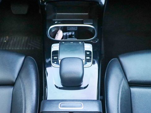 Used 2020 Mercedes-Benz CLA 250 image 26