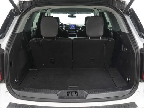 Used 2023 Ford Explorer Limited image 17