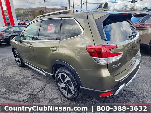 Used 2022 Subaru Forester Touring image 6