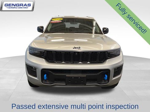 Used 2024 Jeep Grand Cherokee Limited 4xe AWD/4WD image 3