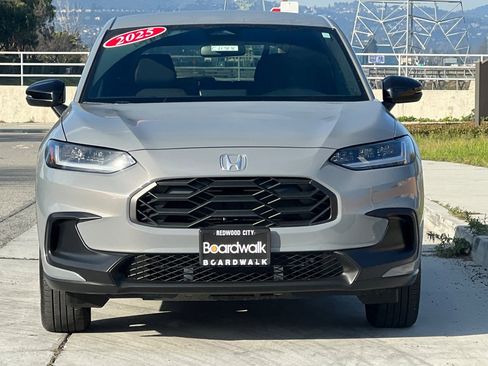 Used 2025 Honda HR-V Sport image 9