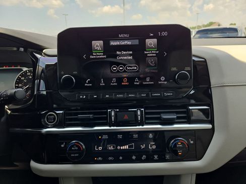 Used 2023 Nissan Pathfinder SL w/ SL Premium Package FWD image 27