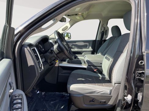 Used 2018 RAM 1500 Big Horn AWD/4WD image 19