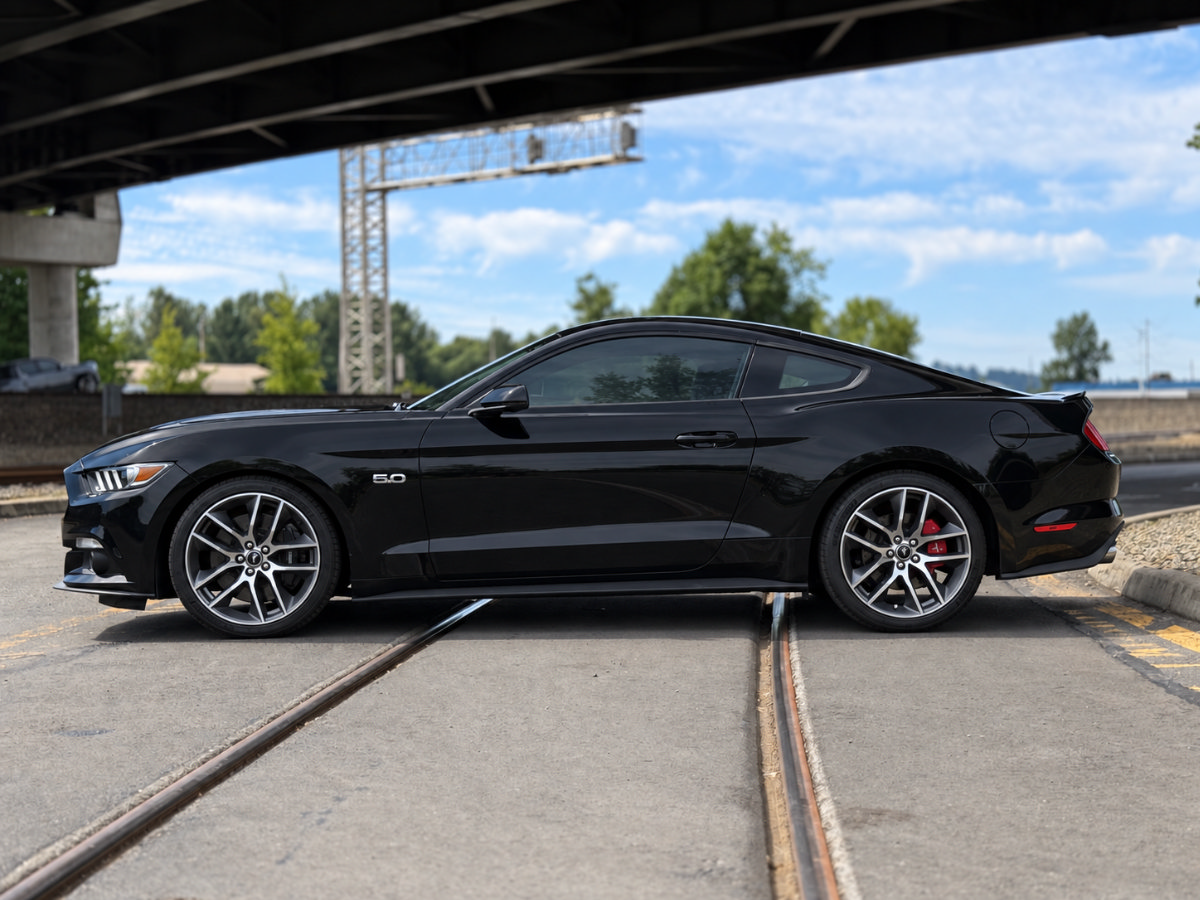 Used 2016 Ford Mustang GT Premium w/ Equipment Group 401A RWD image 6